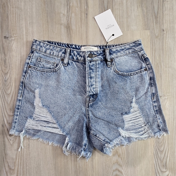 Hidden Sofie Distrested Mom Jean Short Size M NWT - Picture 1 of 5
